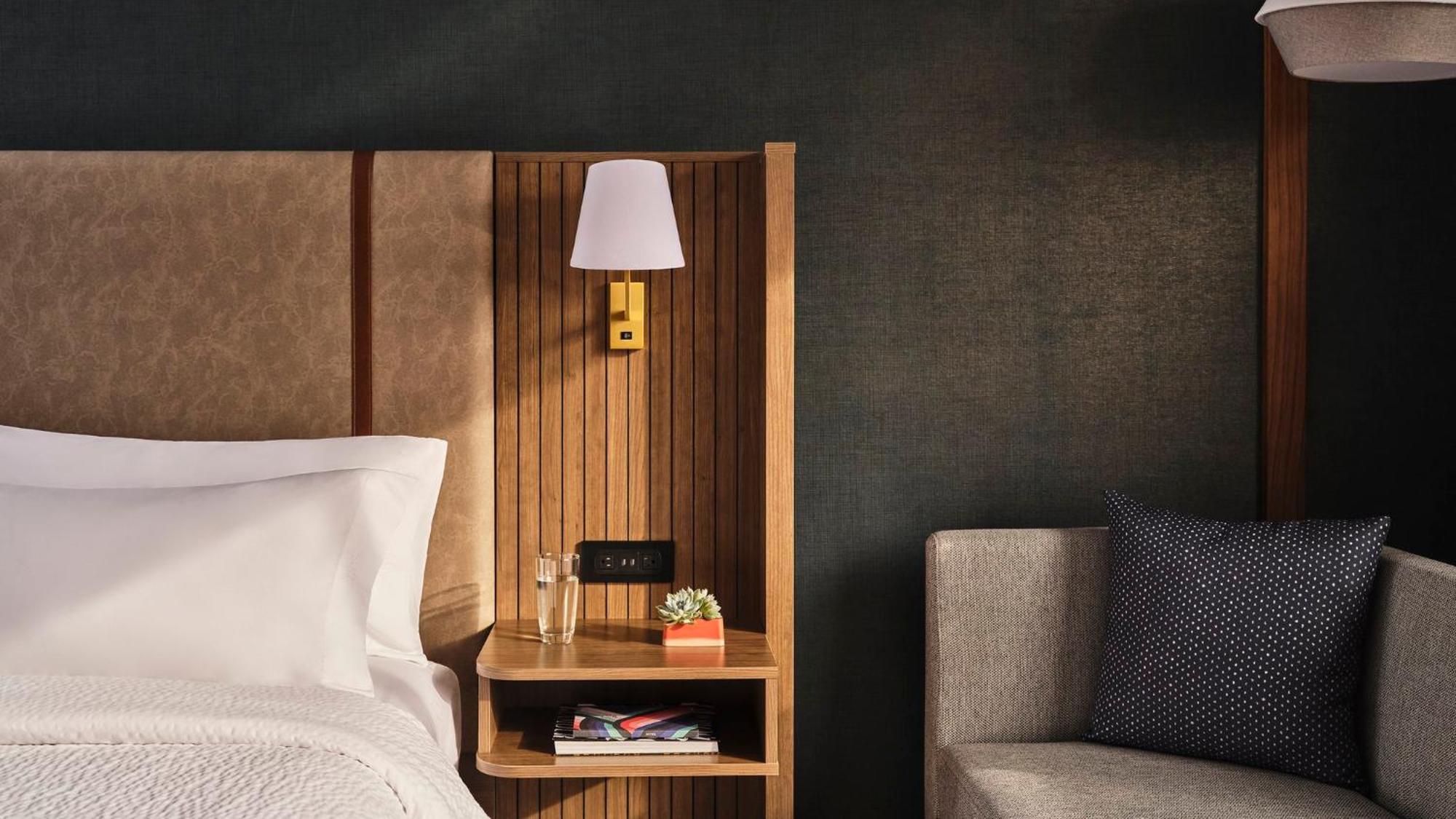 Holiday Inn Nashville Airport By Ihg Екстериор снимка